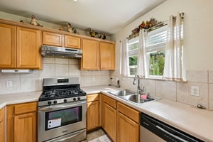 Cheyenne St-S1108-019.jpg