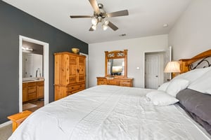 Cheyenne St-S1108-028.jpg