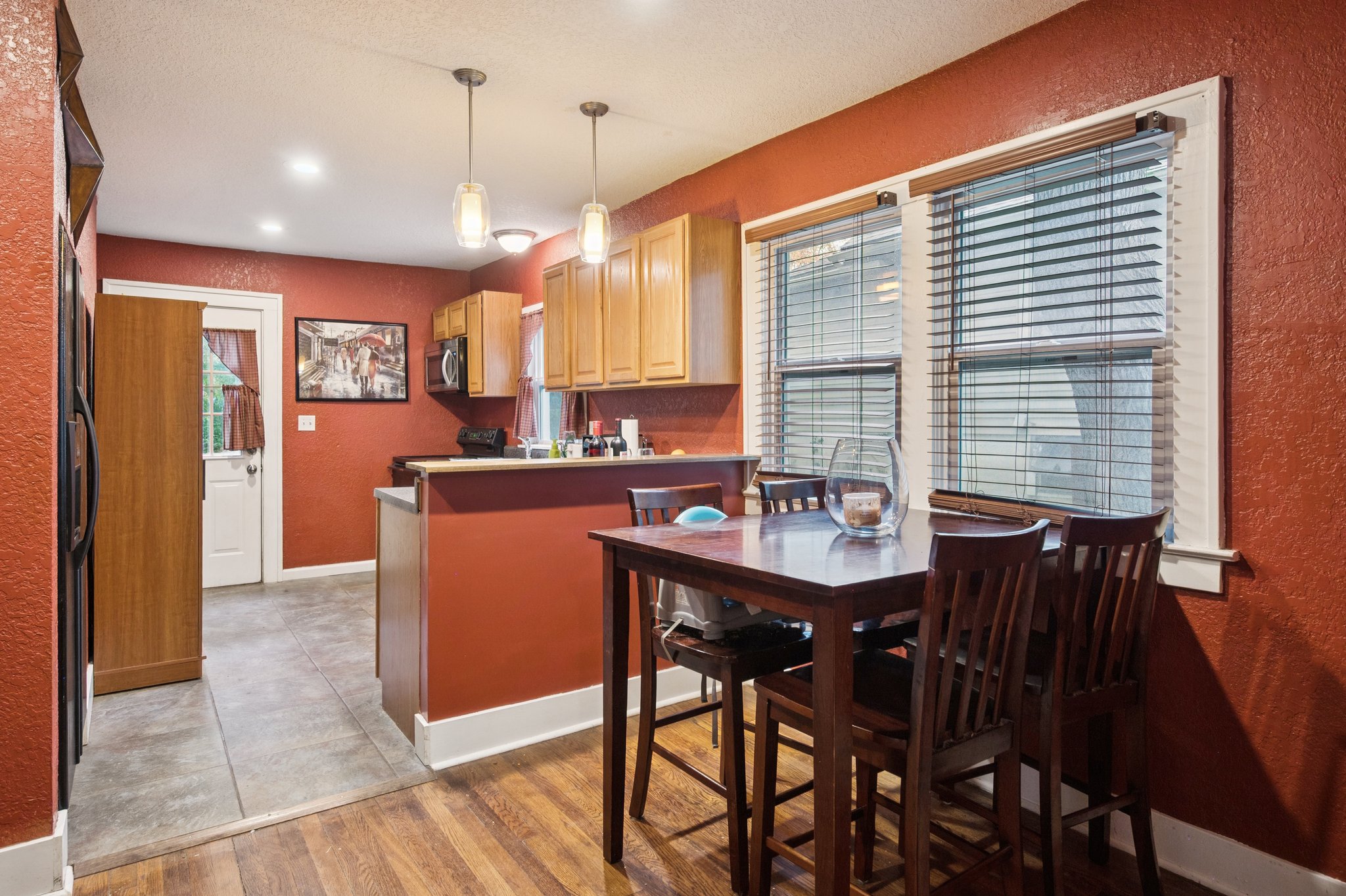 7370 - 3519 N Monroe Ave_011.jpg