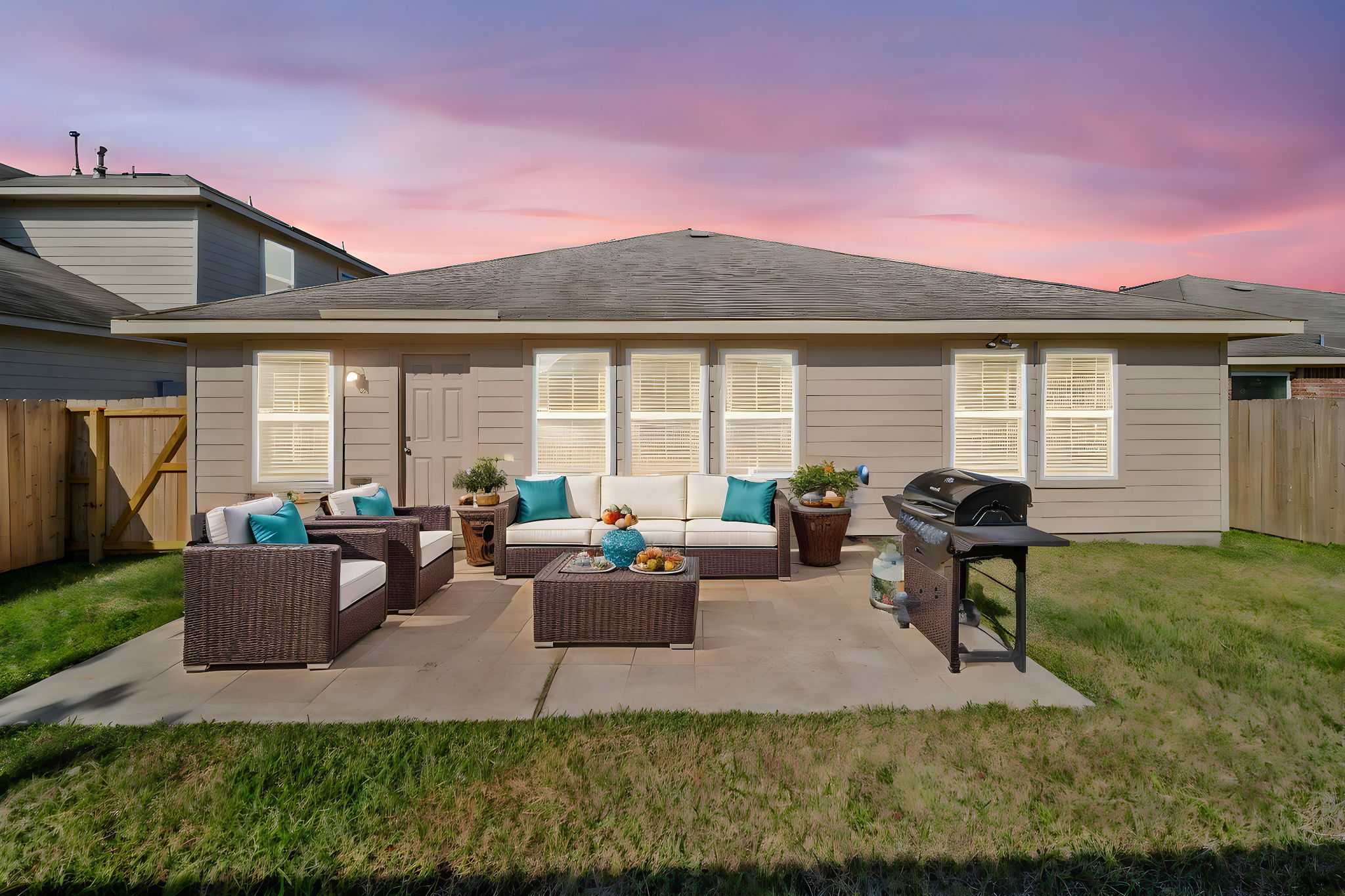 Backyard area is great space to lounge!