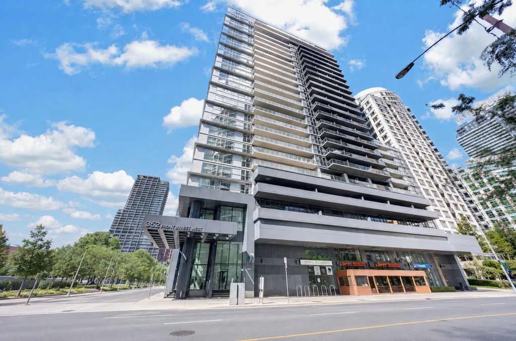 352 Front St W 1916