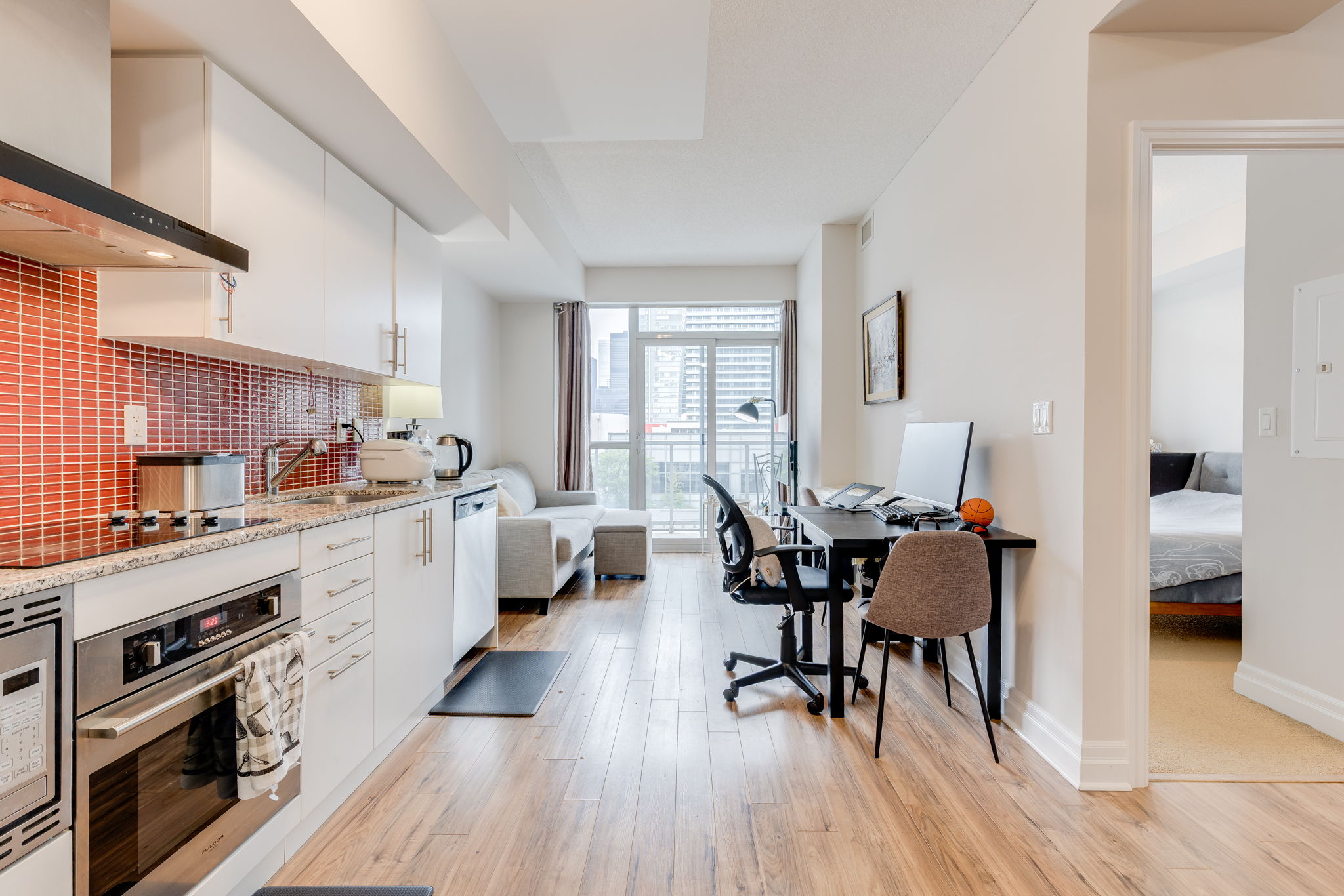 Toronto property showcase — delivered property photograph 5