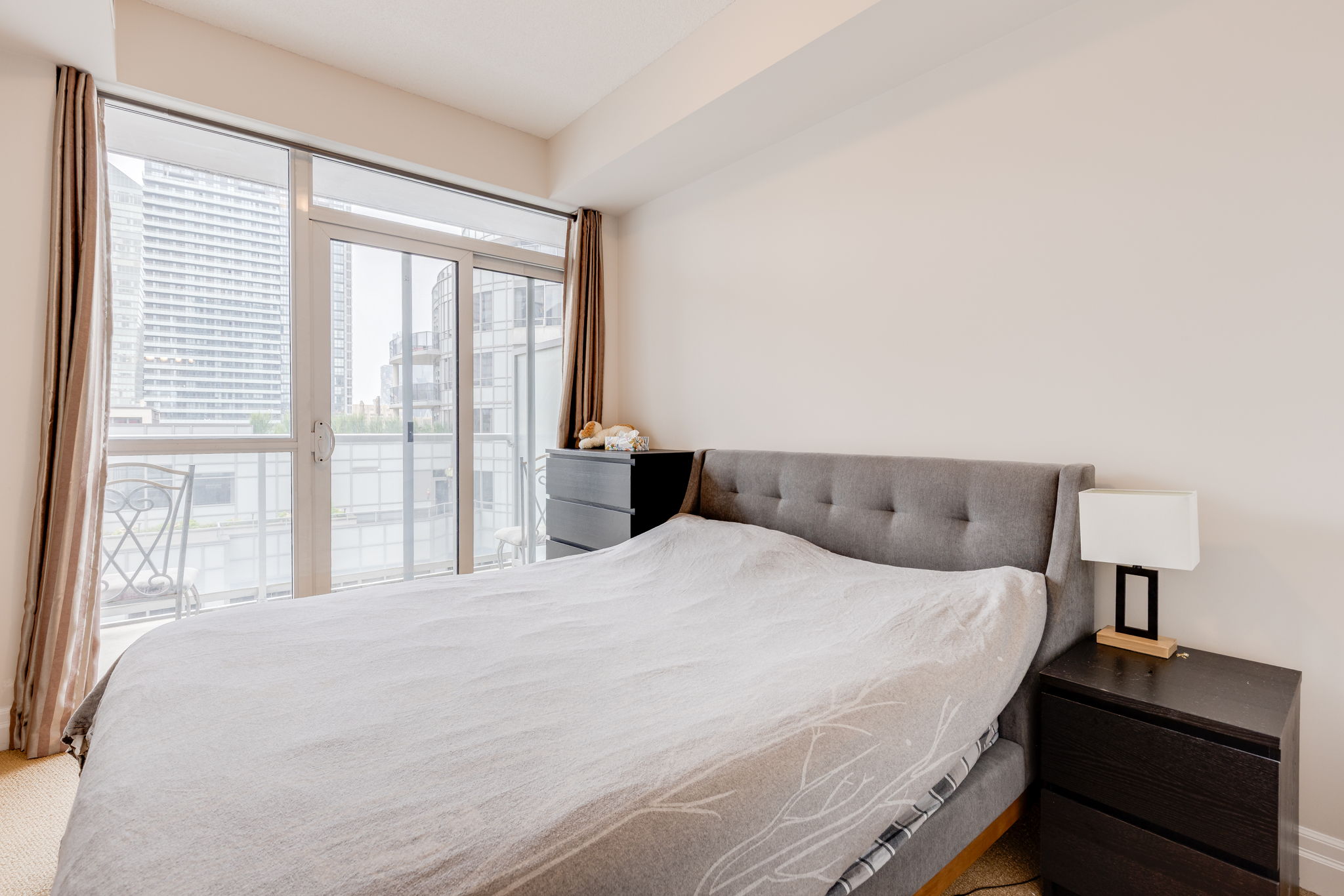 Toronto property showcase — delivered property photograph 10