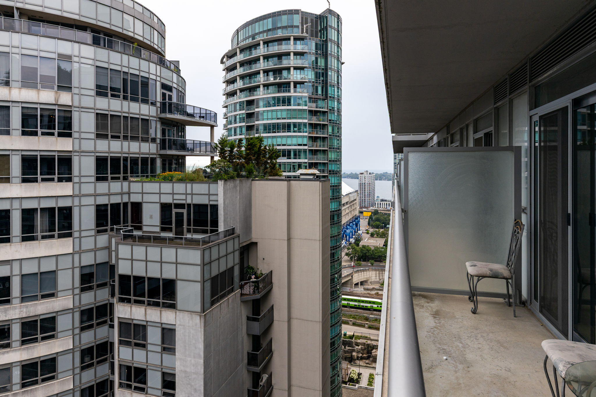 Toronto property showcase — delivered property photograph 21