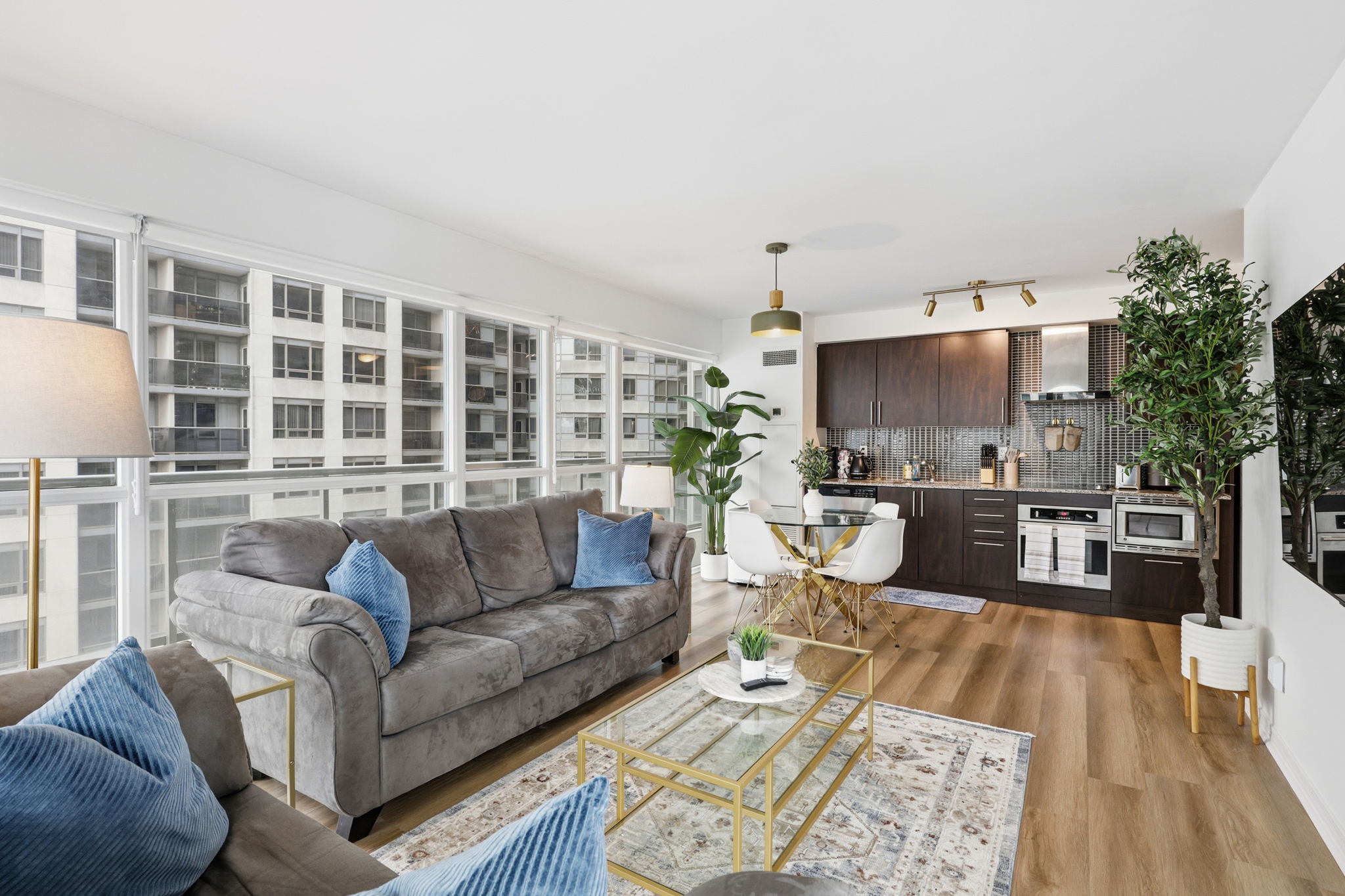Toronto property showcase — delivered property photograph 8