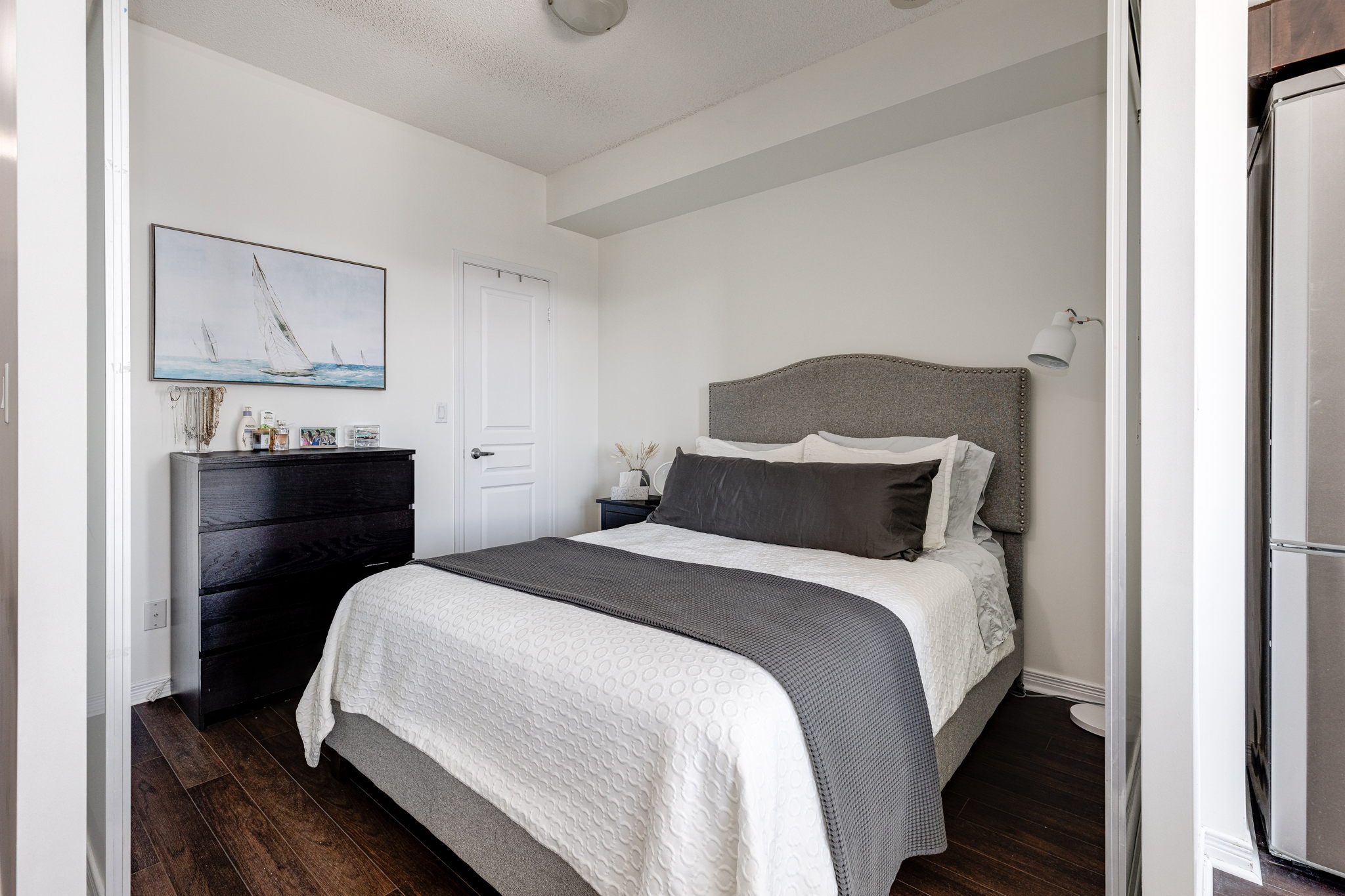 Toronto property showcase — delivered property photograph 8