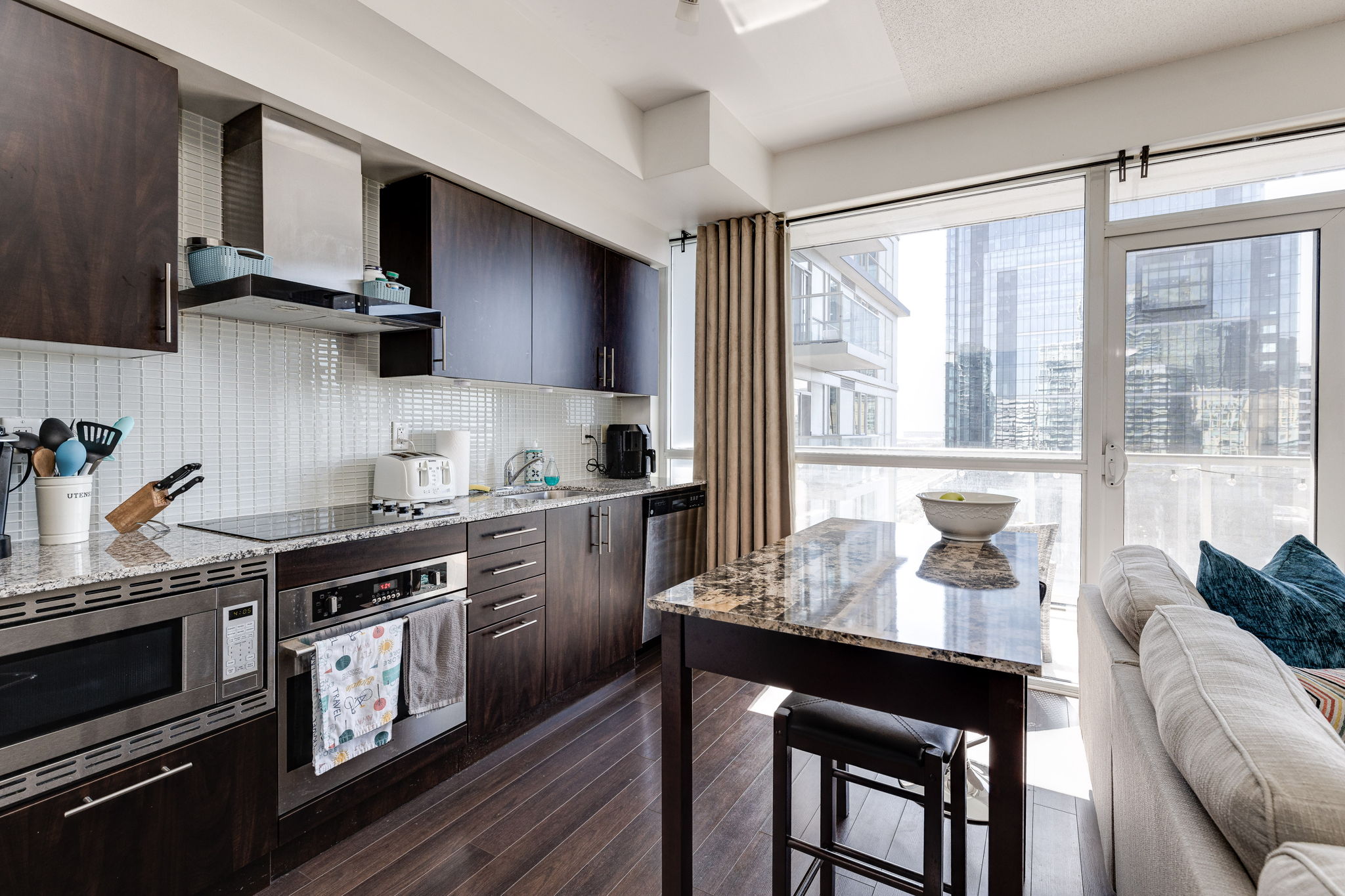 Toronto property showcase — delivered property photograph 5