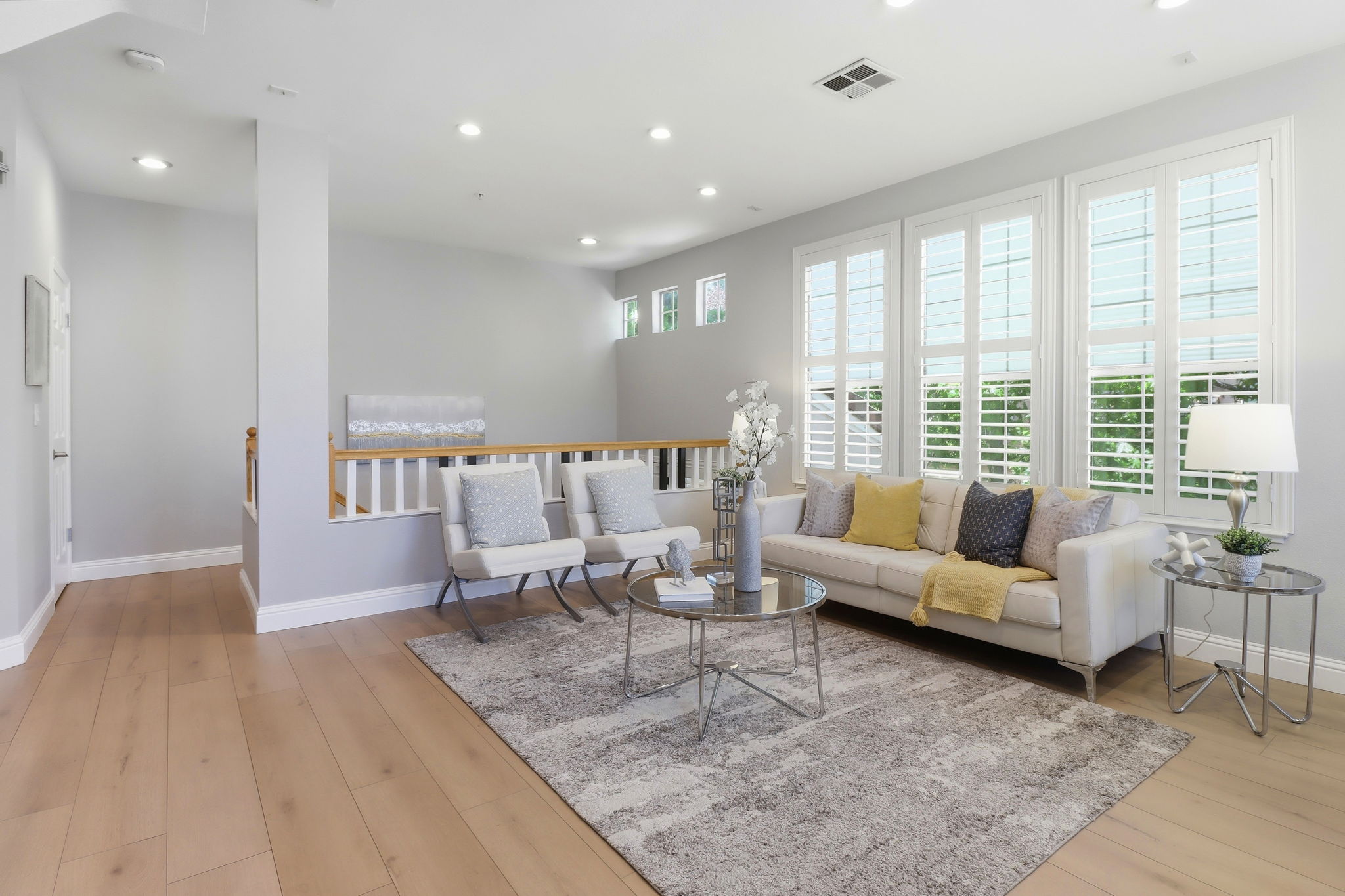 009_F8_352 Montecito Way