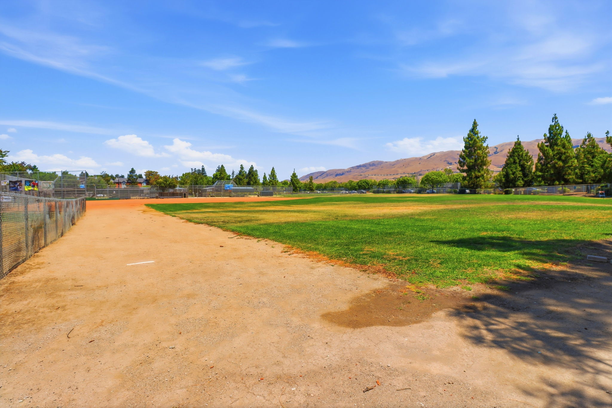 036_F8_352 Montecito Way