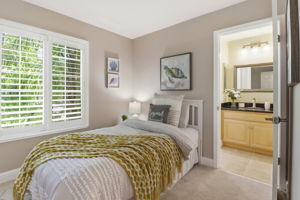 021_F8_352 Montecito Way
