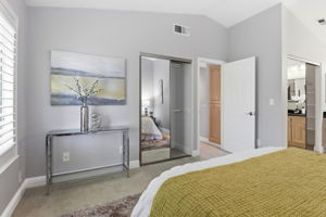 024_F8_352 Montecito Way