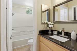 026_F8_352 Montecito Way