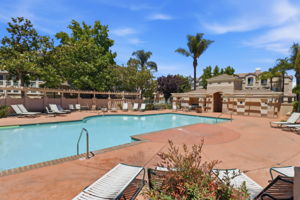 040_F8_352 Montecito Way
