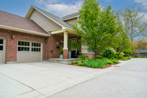  Photo 0