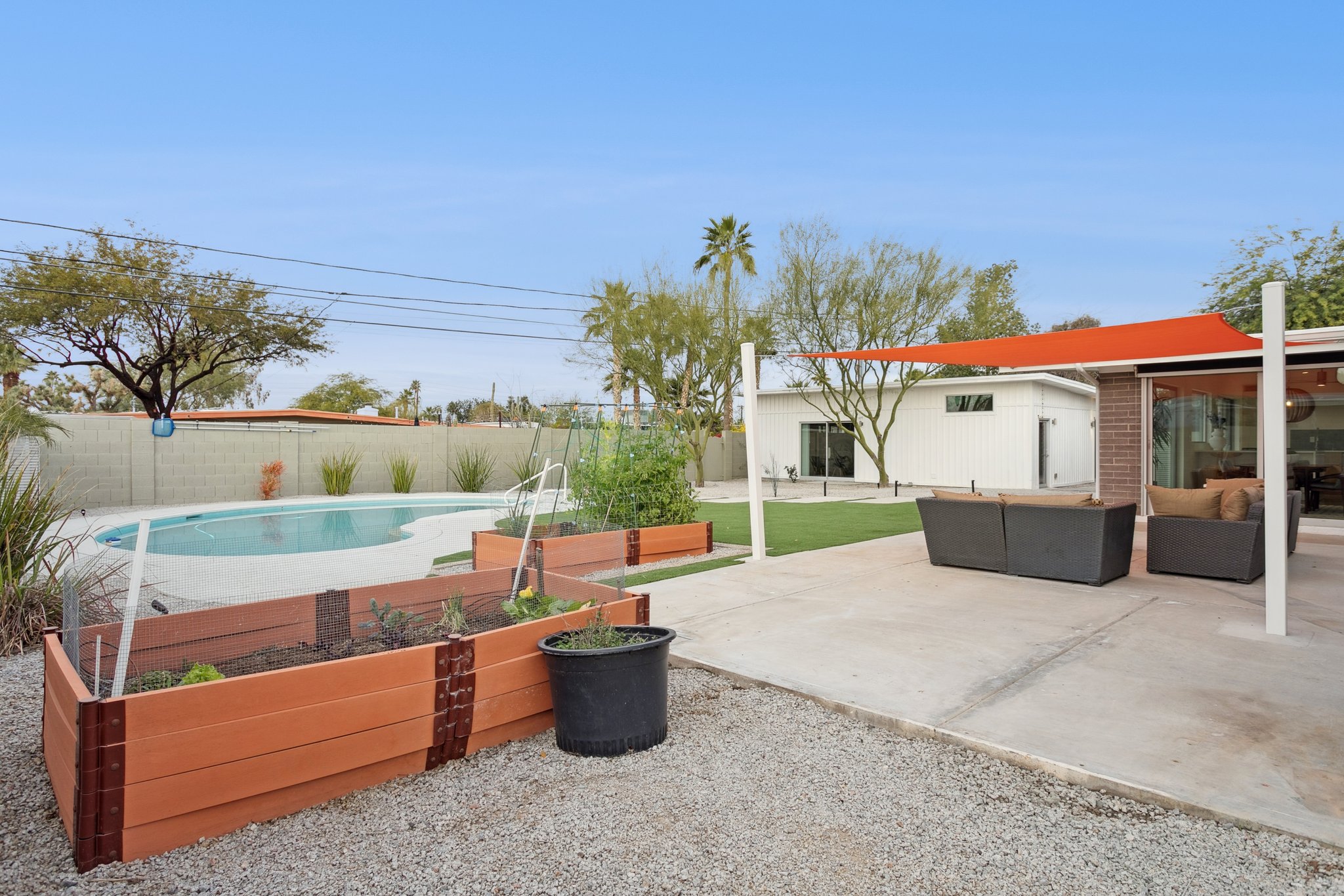 3520 E Onyx Ave - 013.jpg