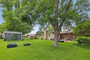 3520 Glen Bay Dr-S2705-034.jpg