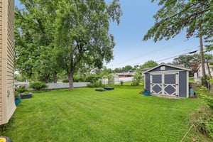 3520 Glen Bay Dr-S2705-036.jpg