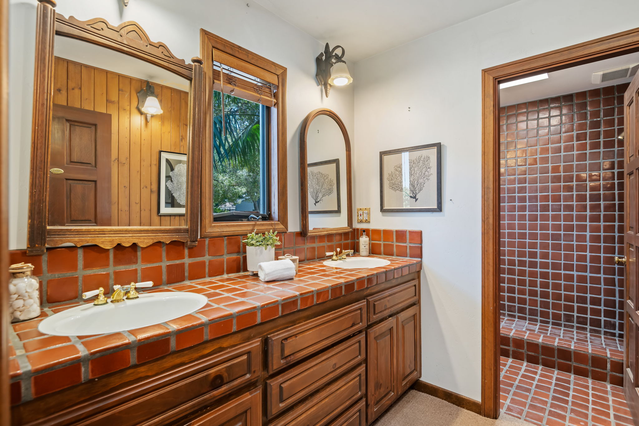 25 - Primary Bathroom