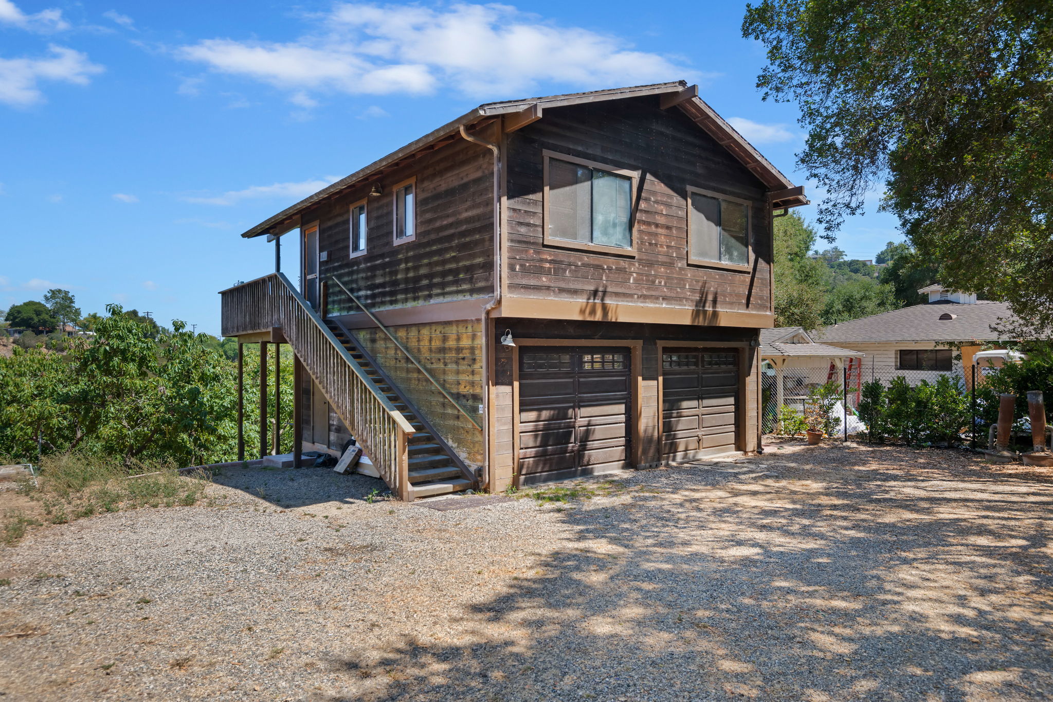 38 - Studio & Garage