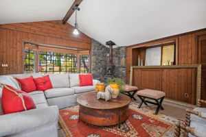 14 - Family Room