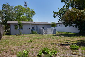  Photo 0