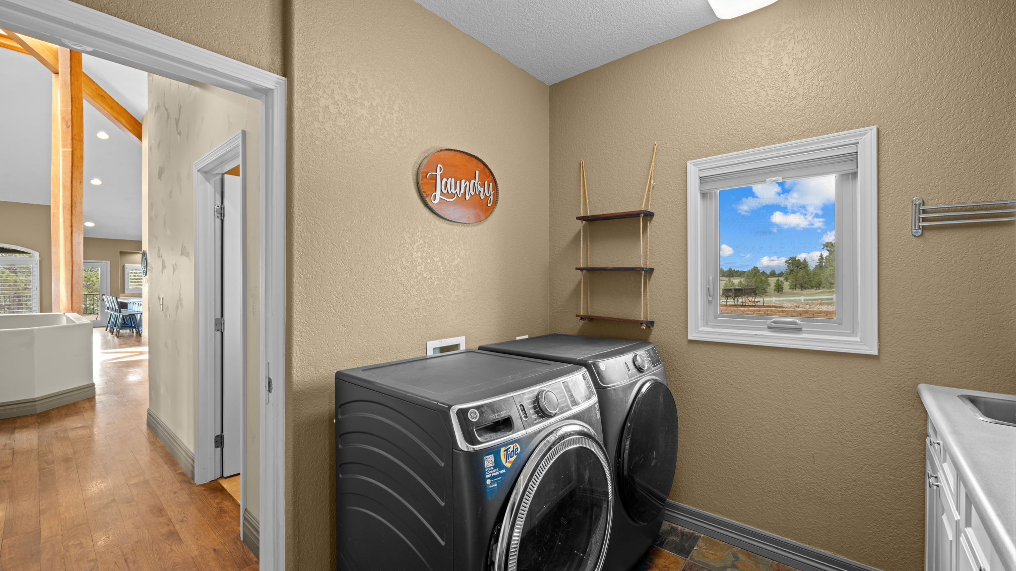  Photo 21