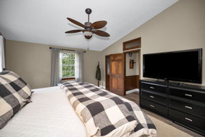 Upper Level Primary Bedroom1c