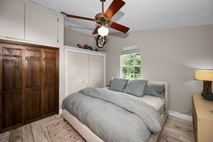Upper Level Bedroom3a