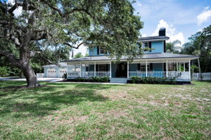 Front Exterior7