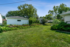 32_Exterior