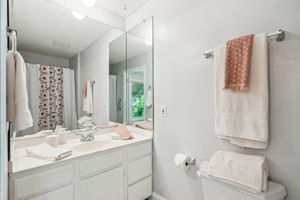 22_Interior