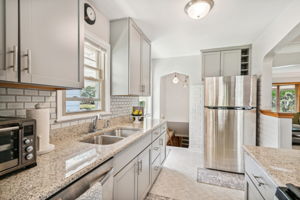 15_Interior