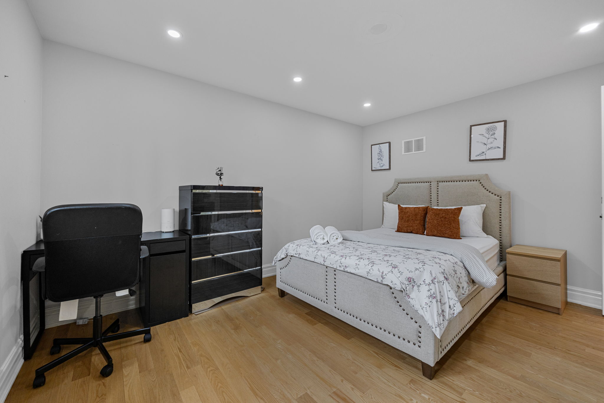 Mississauga property showcase — delivered property photograph 18