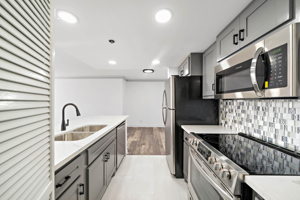 Strata Visuals-3525 Sage-6