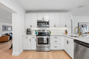W Paul Ave-S2807-021.jpg