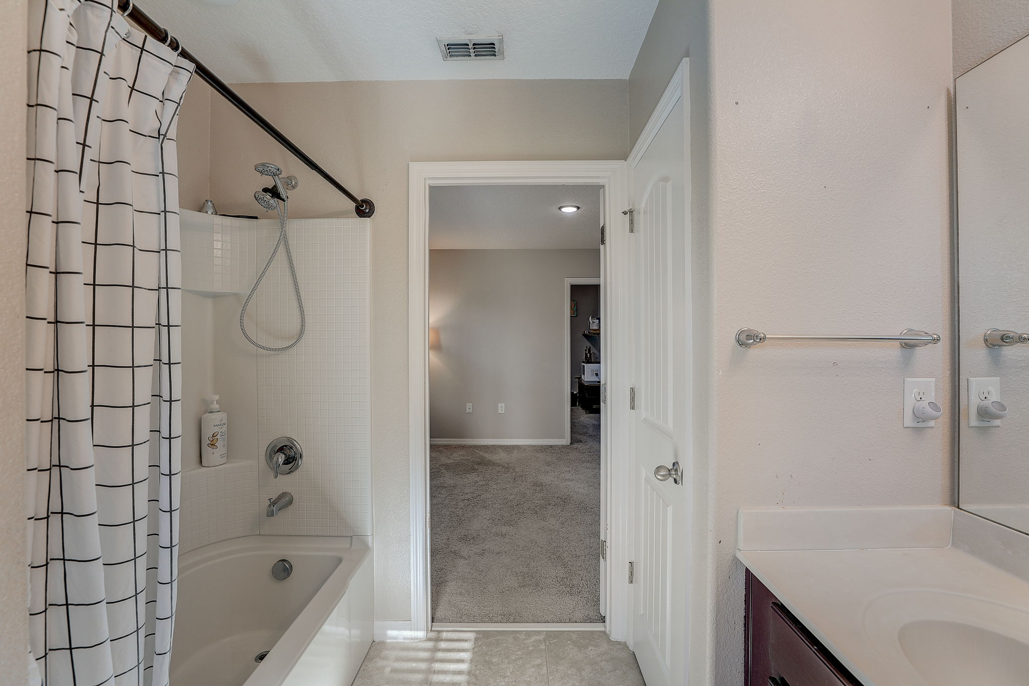 Sebastian Bridge Ln-013