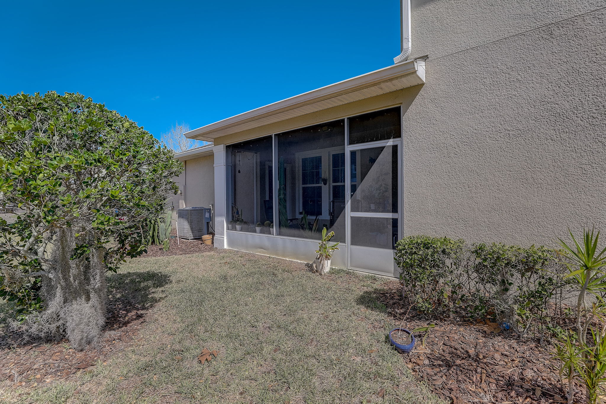 Sebastian Bridge Ln-031