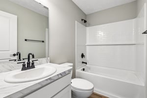 Alder Ave.-S0705-019.jpg
