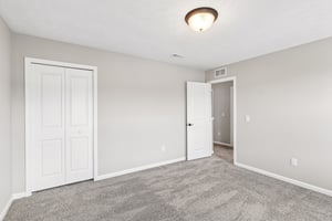 Alder Ave.-S0705-023.jpg