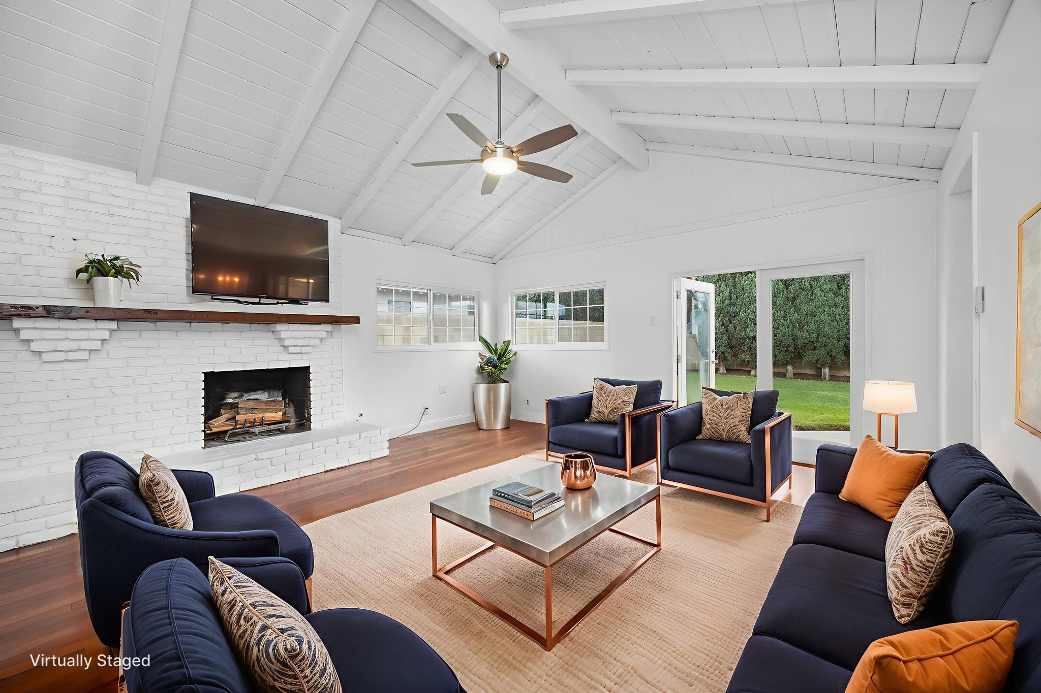 3528 E Miriam Dr-25 virtually staged.jpeg