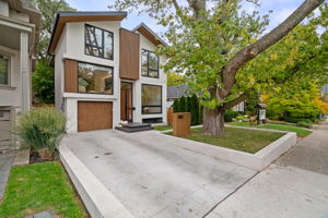 353 Broadway Ave, Toronto ON