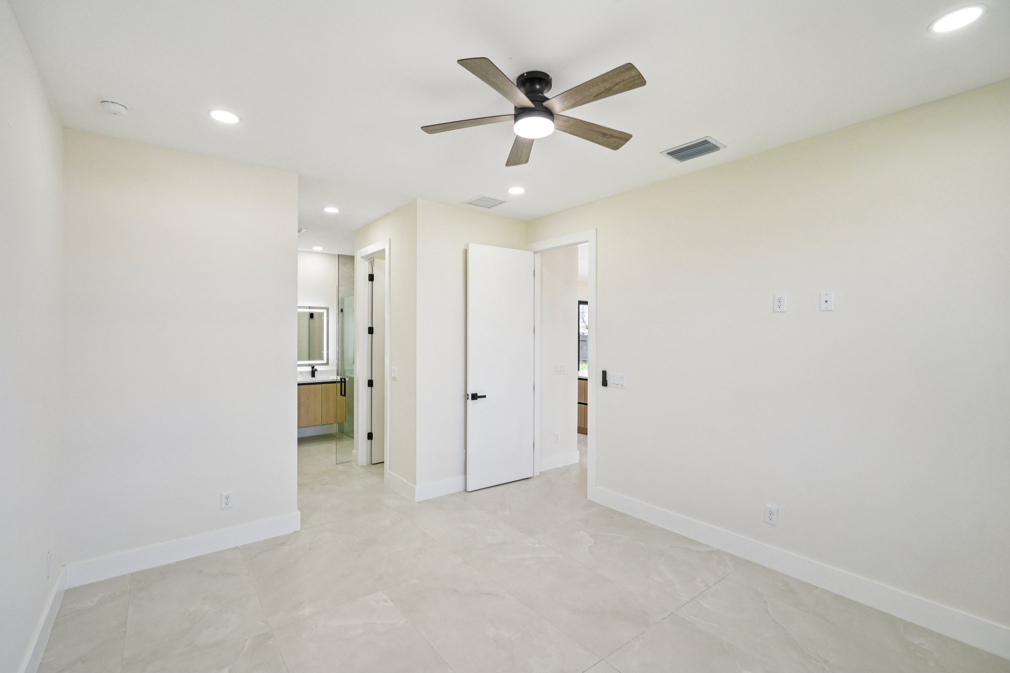 El Dorado Blvd S-S1208-021.jpg