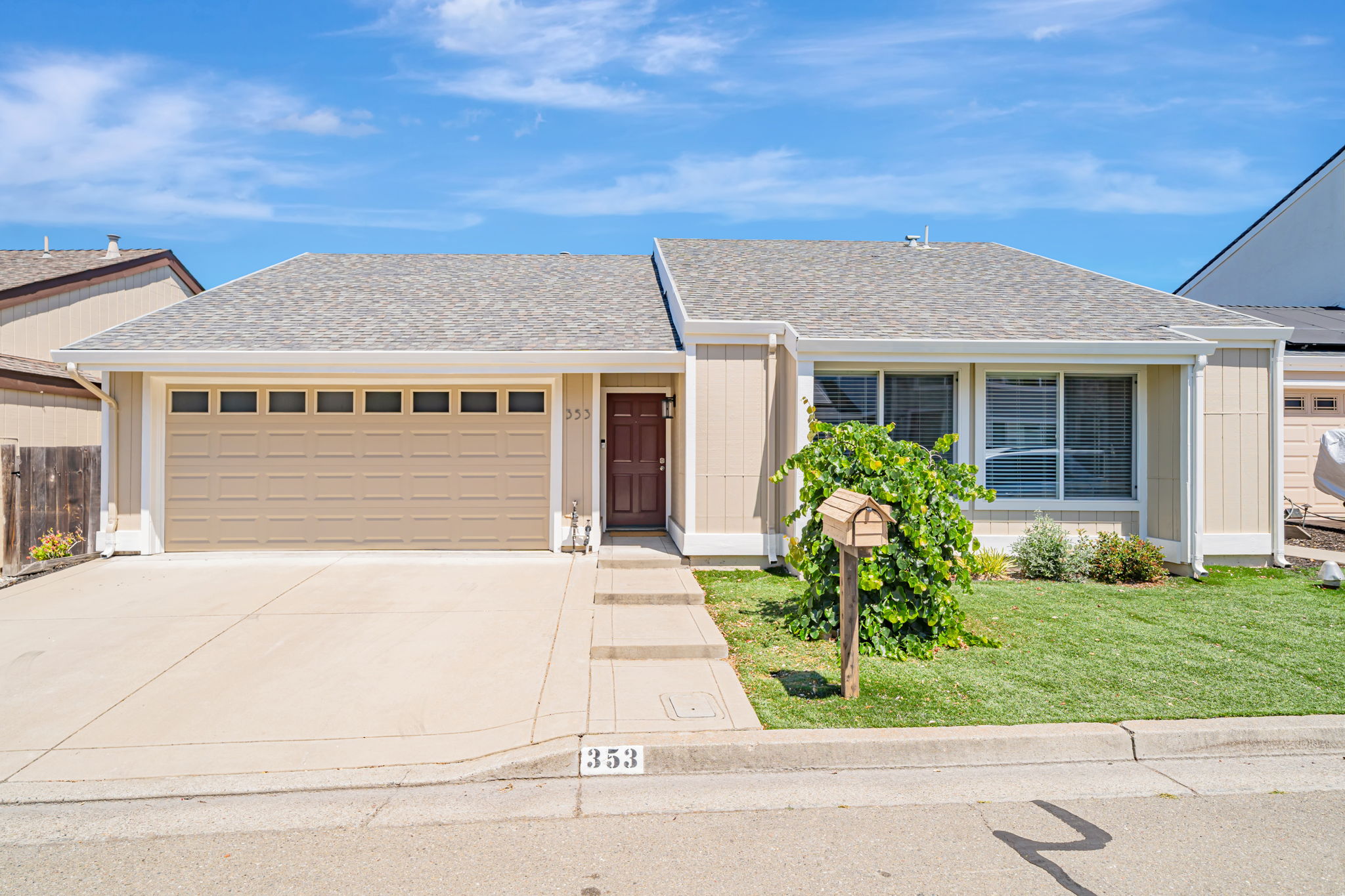 001_353 Meadowood Cir  San
