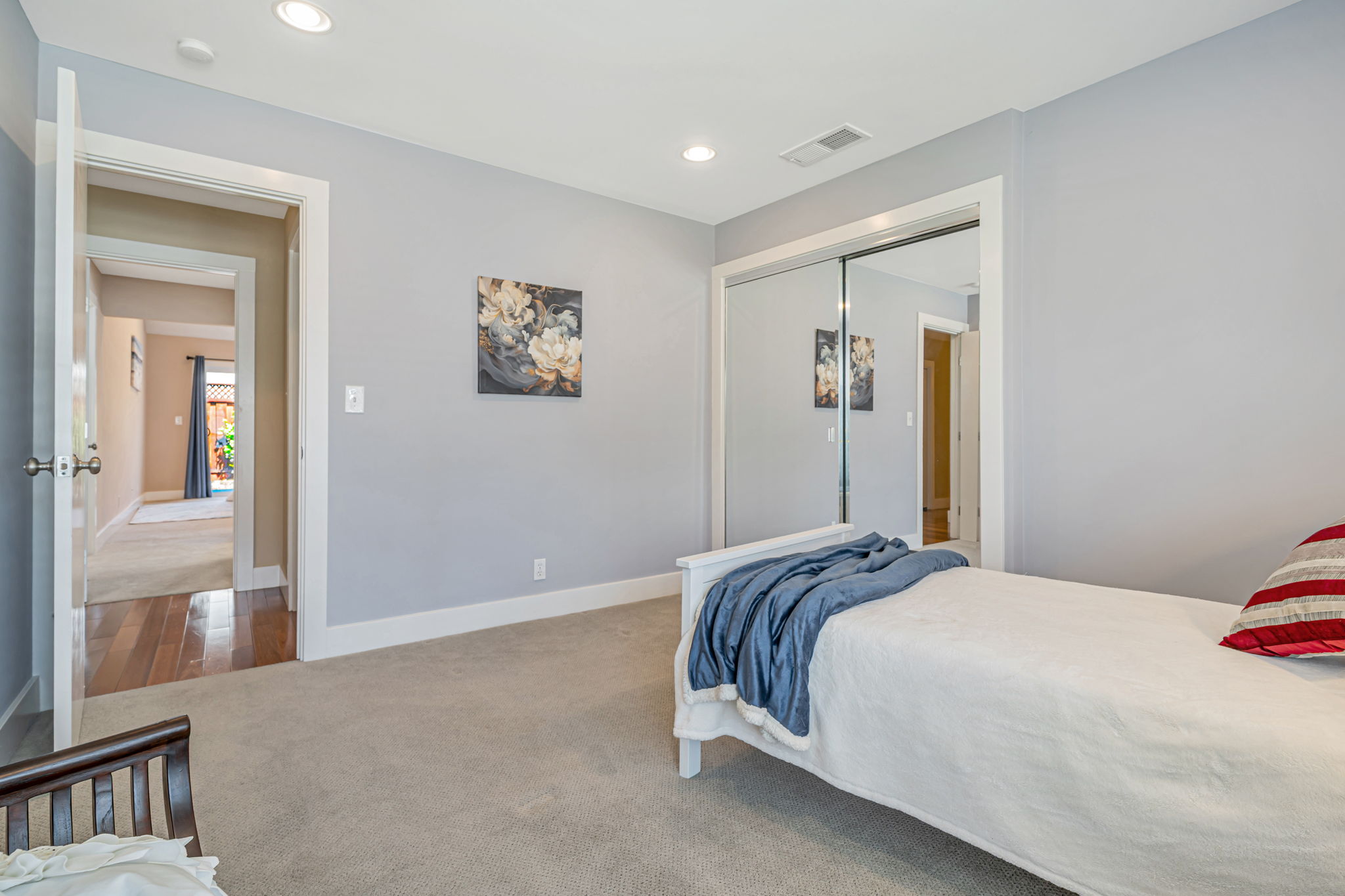029_353 Meadowood Cir  San