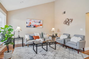 008_353 Meadowood Cir  San