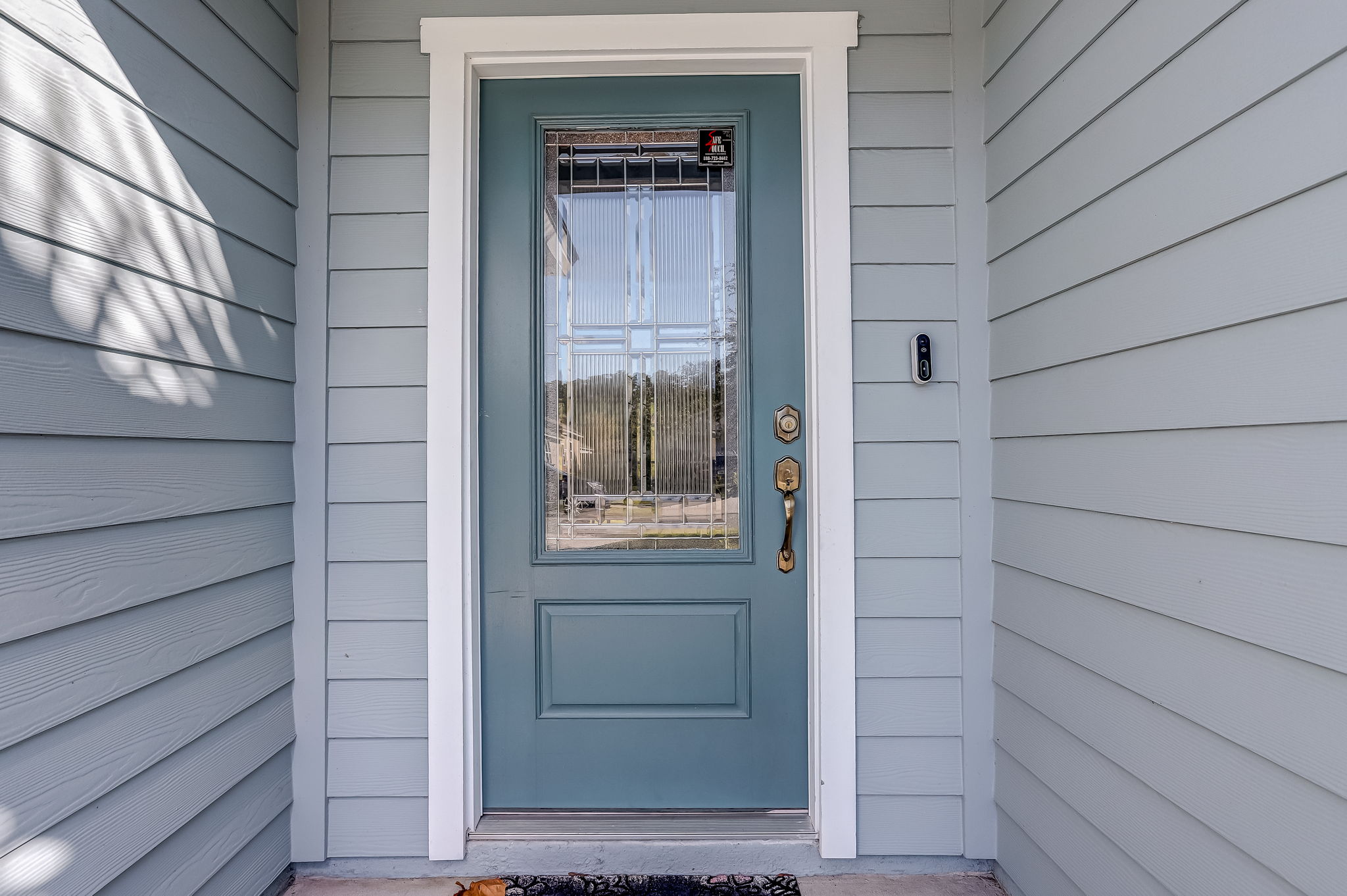 Front Entry Detail