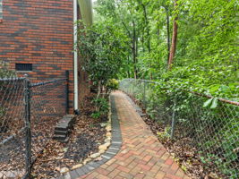  Photo 37