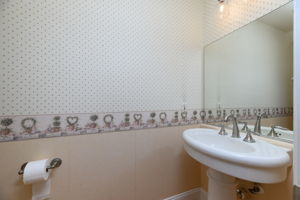  Photo 34