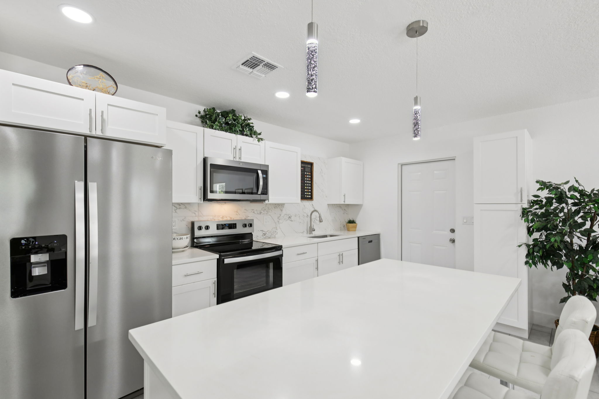 Goodrich Ave-L0810-013r