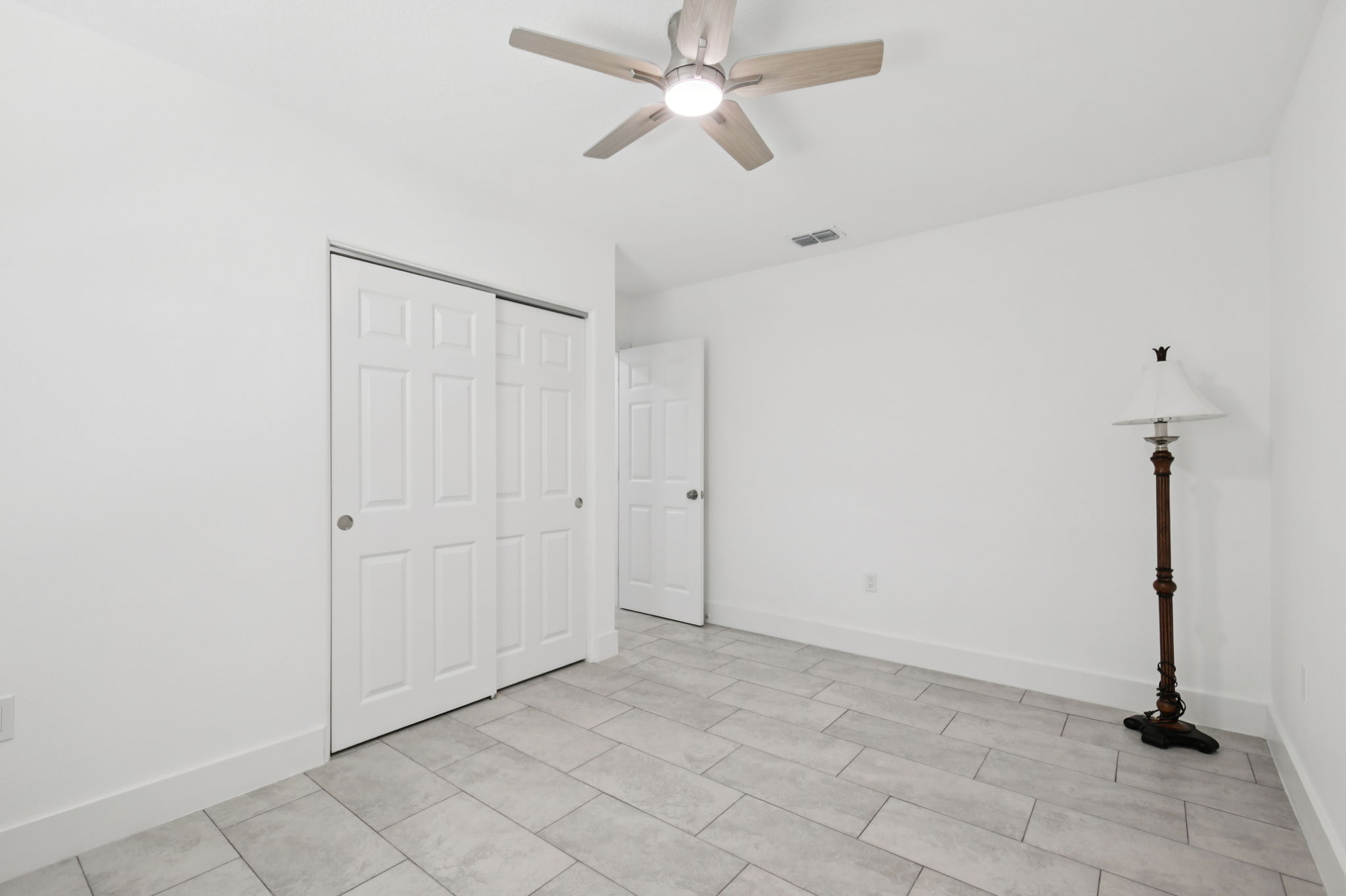 Goodrich Ave-L0810-023r
